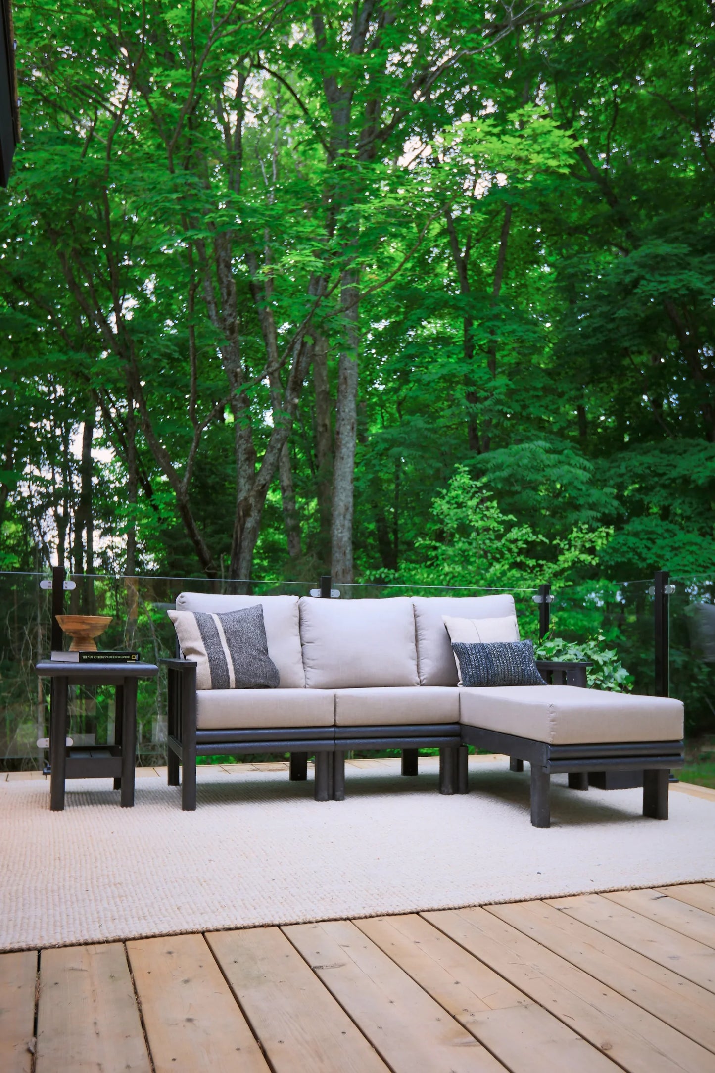 Stratford Chaise Sectional (With Cushions) - Mazdak Leisure