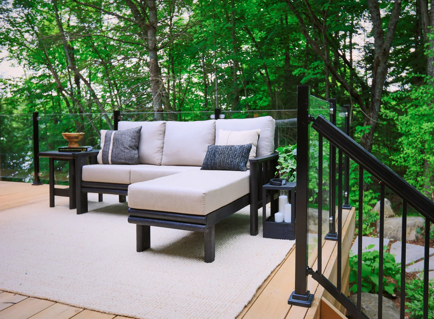 Stratford Chaise Sectional (With Cushions) - Mazdak Leisure