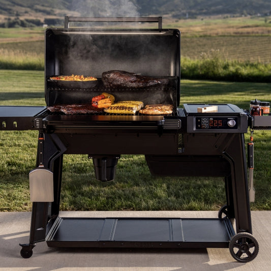 Traeger Woodridge Pro
